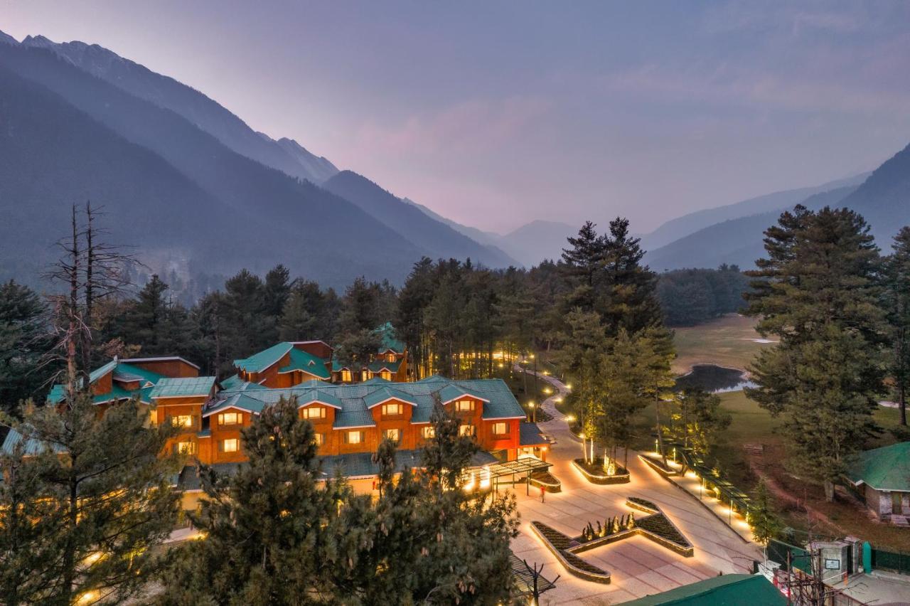 Radisson Golf Resort Pahalgām Exteriér fotografie