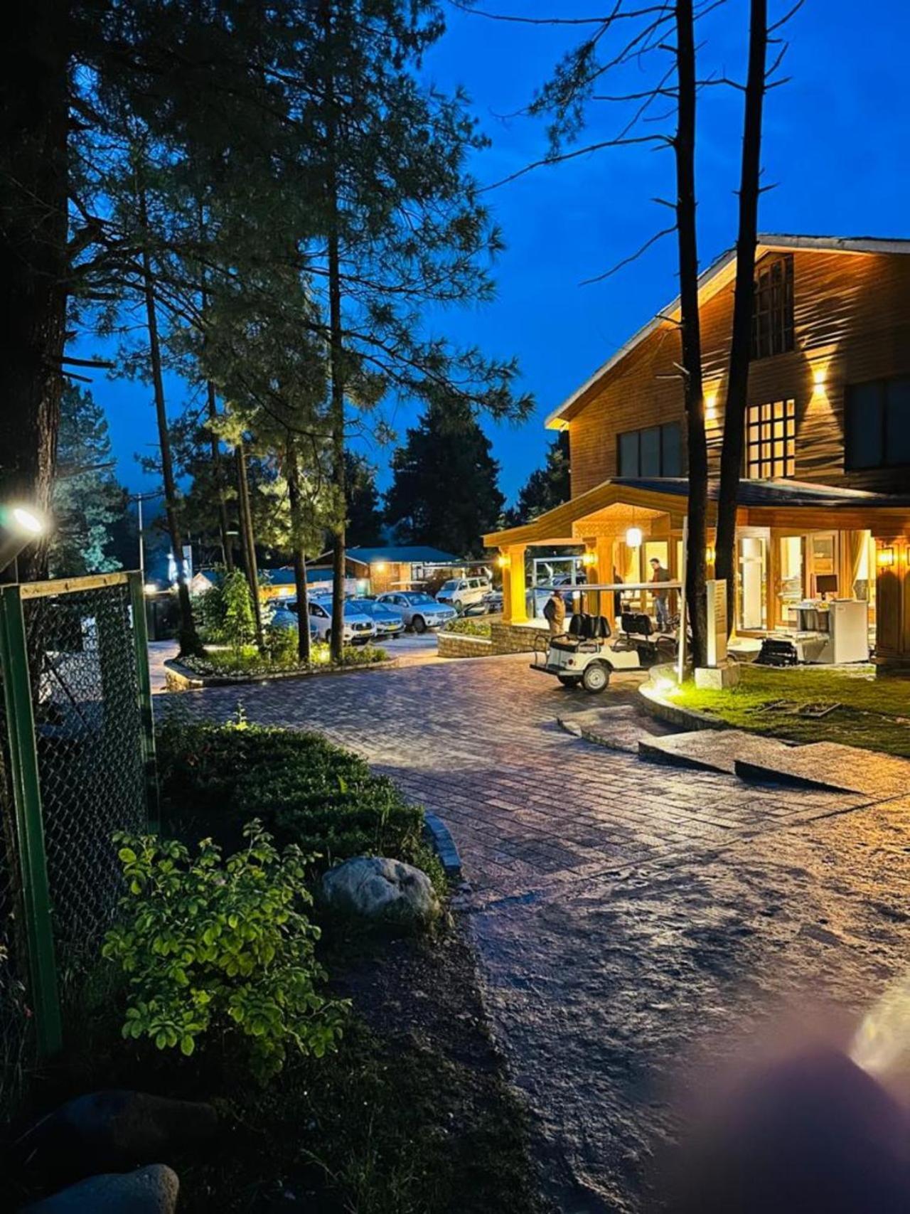 Radisson Golf Resort Pahalgām Exteriér fotografie